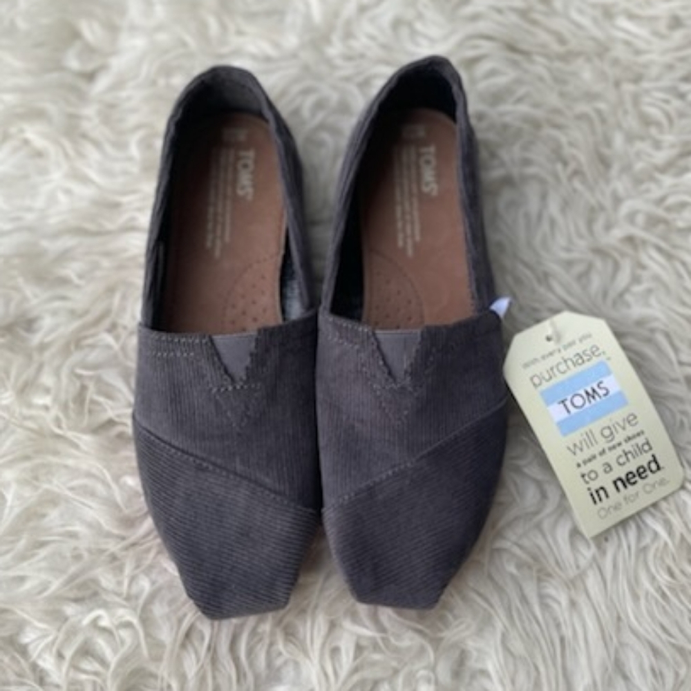TOMS Classics